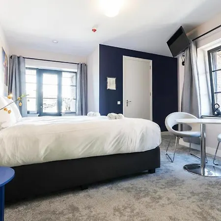 Central Tilburg Apartments