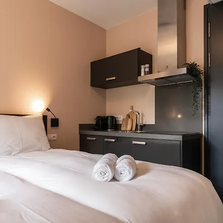 Central Tilburg Apartments Hotel