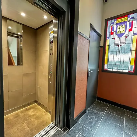 Central Tilburg Apartments Hotel